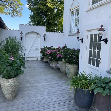 Stor Palaevilla Ved Skov * Risskov